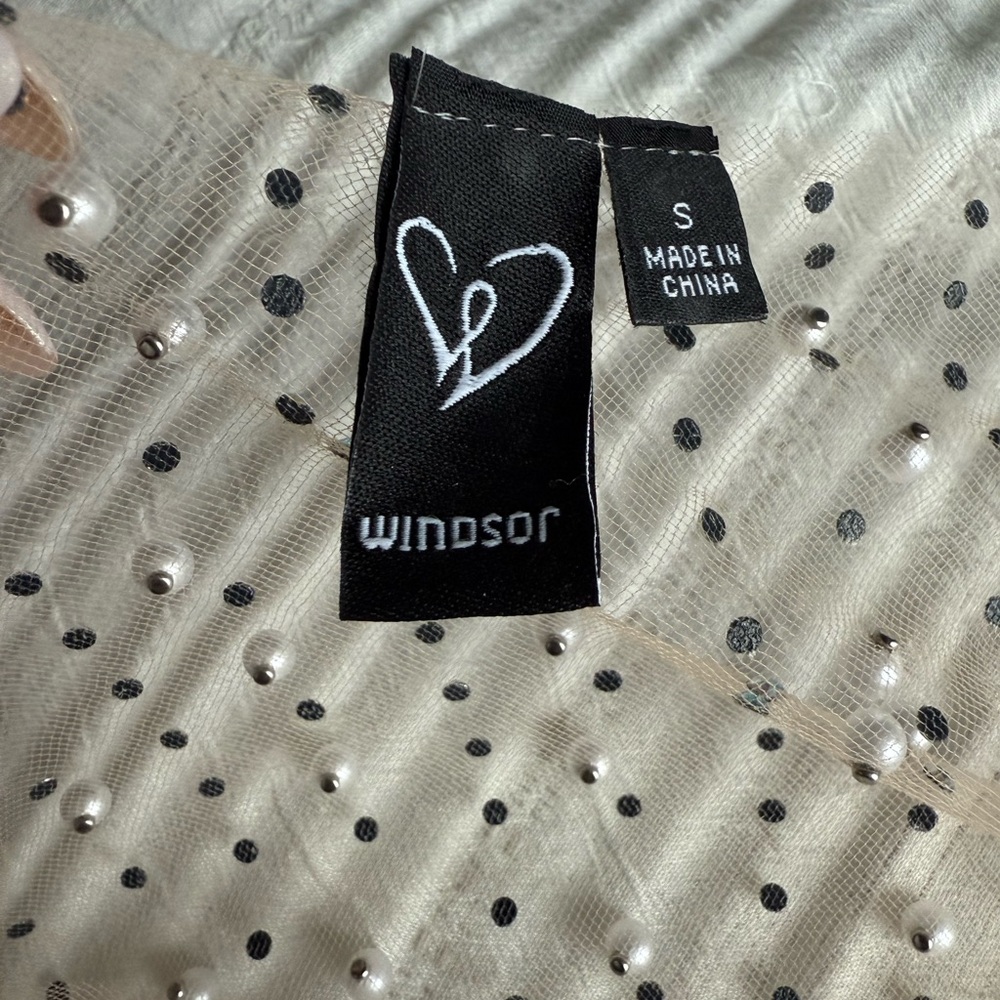 Windsor Pearl Sequin Mesh Top - Picture 9 of 10